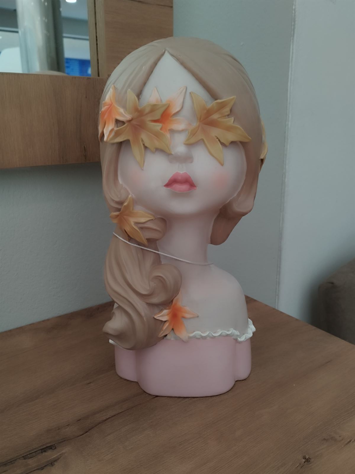 Busto chica - Imagen 1