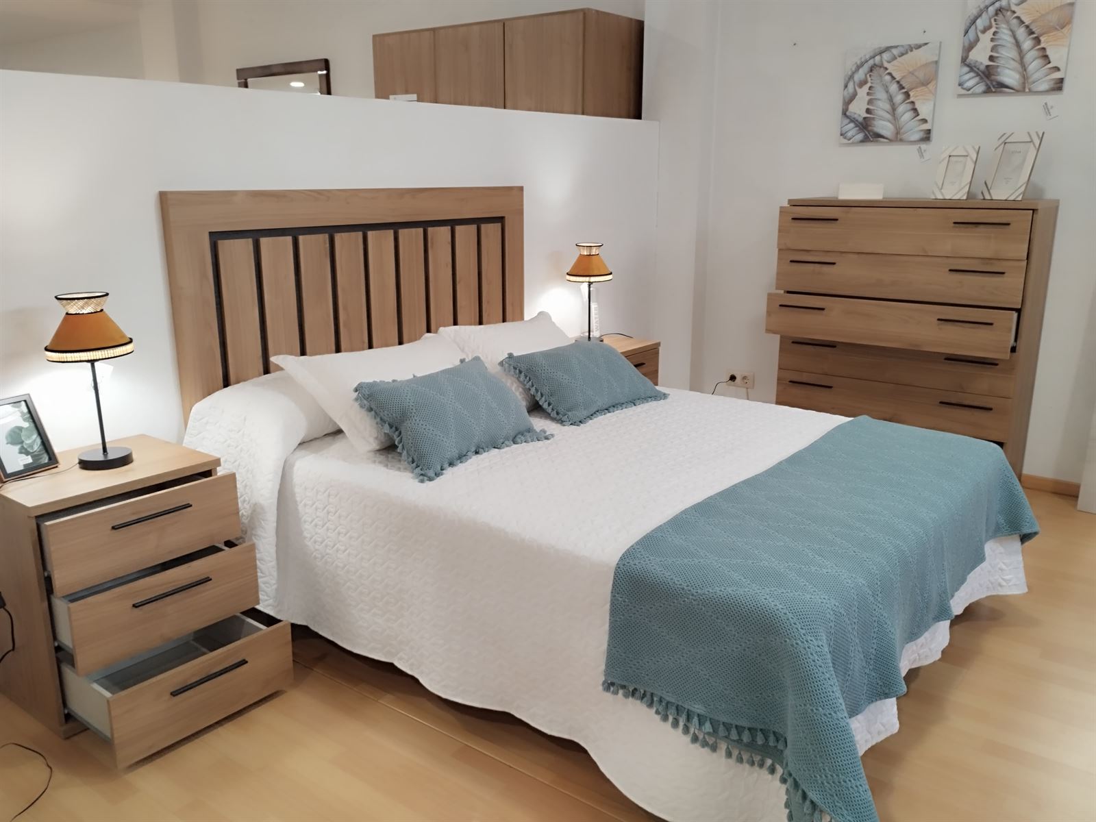 Dormitorio matrimonio 135 y 150 - Imagen 2
