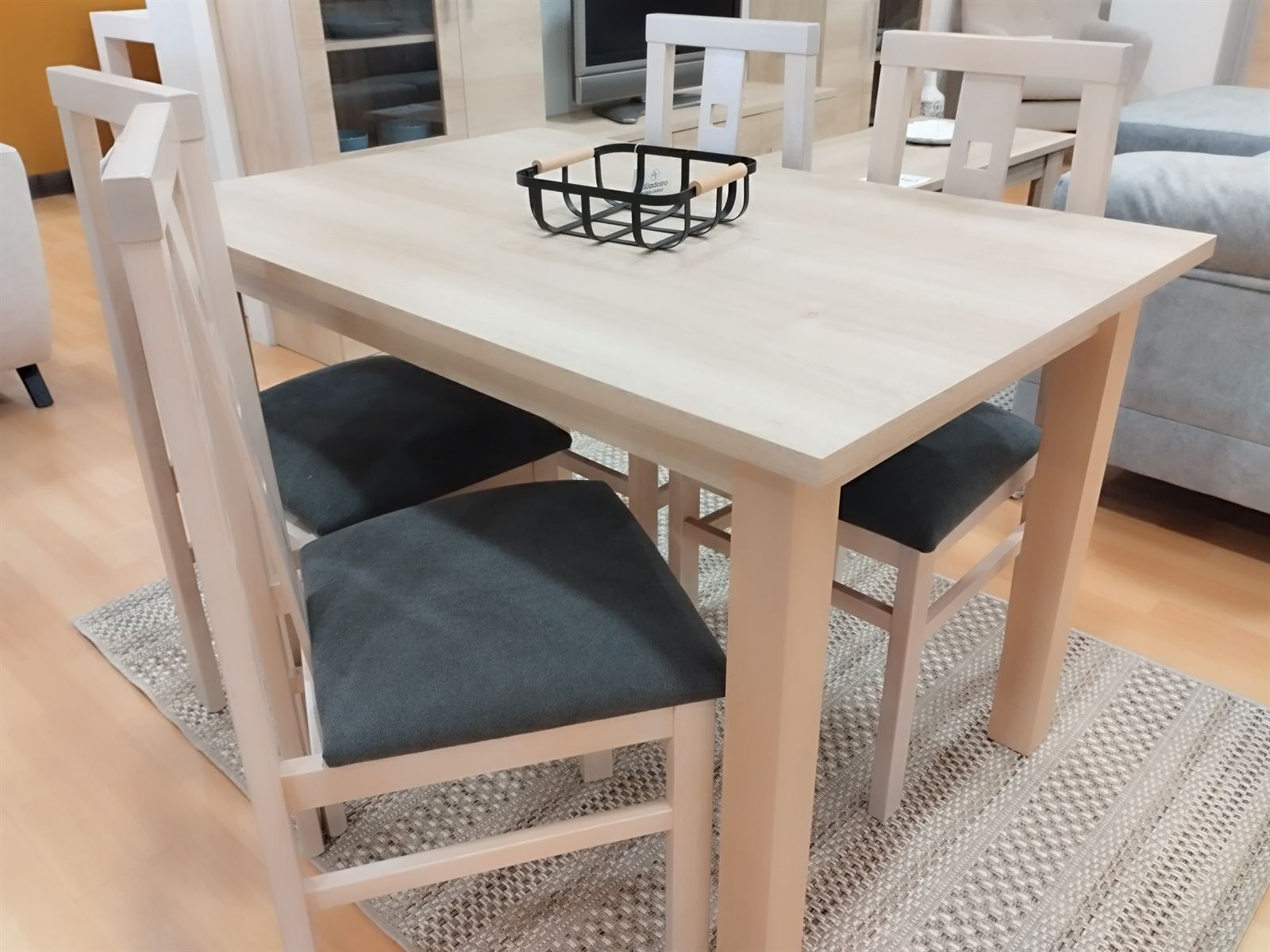 Mesa comedor - Imagen 1